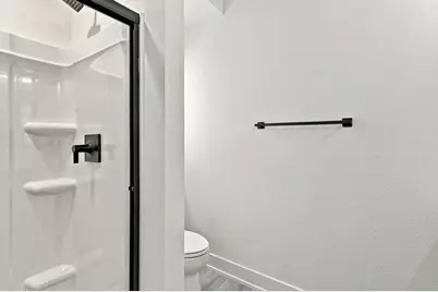226 E Brown St, Milwaukee, WI 53212 - Photo 15