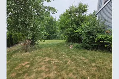 4848 W Woodland Dr, Franklin, WI 53132 - Photo 5