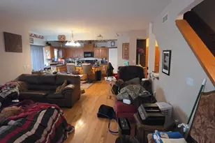 4848 W Woodland Dr, Franklin, WI 53132 - Photo 9