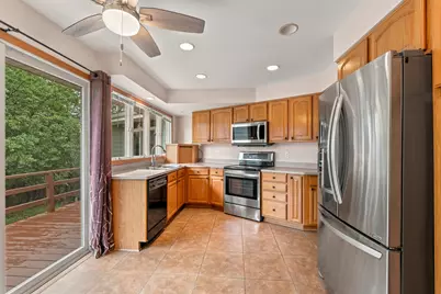 170  Crestwood Ct, Sheboygan Falls, WI 53085 - Photo 5