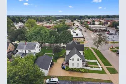 102 E Court St, Elkhorn, WI 53121 - Photo 25