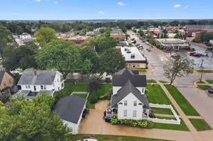 102 E Court St, Elkhorn, WI 53121 - Photo 25