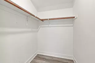 232 E Brown St, Milwaukee, WI 53212 - Photo 15