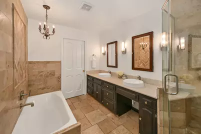 7801 N Regent Rd, Fox Point, WI 53217 - Photo 27