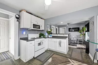 7215 W National Ave, West Allis, WI 53214 - Photo 13