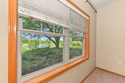 N55W17156  Ravenwood Dr #19156, Menomonee Falls, WI 53051 - Photo 23