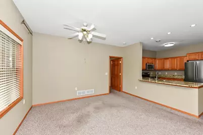 N55W17156  Ravenwood Dr #19156, Menomonee Falls, WI 53051 - Photo 21
