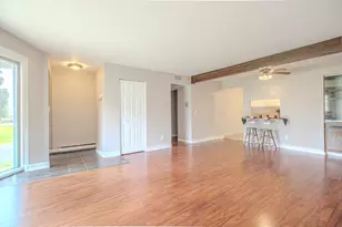 N114W16951 Armada Dr, Germantown, WI 53022 - Photo 9
