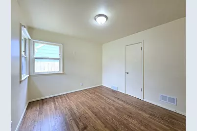 5333 N 46th St, Milwaukee, WI 53218 - Photo 15