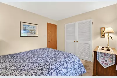 2120  Elm Tree Rd, Elm Grove, WI 53122 - Photo 23