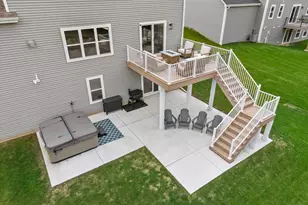 923 Kohlwey Dr, Grafton, WI 53024 - Photo 71