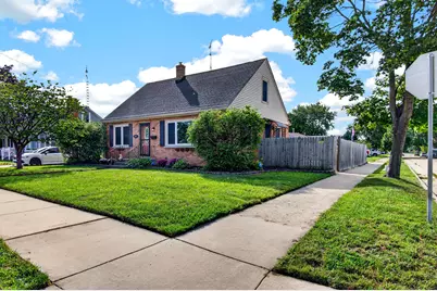 2021  79th St, Kenosha, WI 53143 - Photo 29