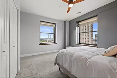 606 W Wisconsin Ave #1301, Milwaukee, WI 53203 - Photo 29