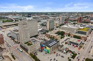 606 W Wisconsin Ave, Milwaukee, WI 53203 - Photo 39