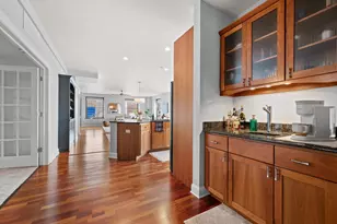 606 W Wisconsin Ave, Milwaukee, WI 53203 - Photo 5