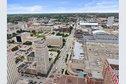 606 W Wisconsin Ave #1301, Milwaukee, WI 53203 - Photo 41