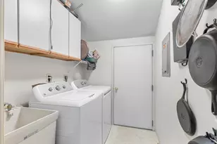 500 W Bender Rd, Glendale, WI 53217 - Photo 9