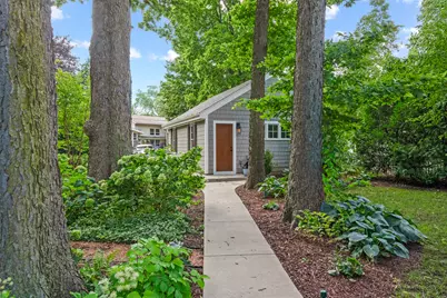 1100 W Riverview Dr, Glendale, WI 53209 - Photo 5