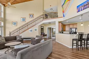 3872 S Lake Dr, Saint Francis, WI 53235 - Photo 25