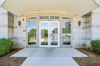 3872 S Lake Dr #402, Saint Francis, WI 53235 - Photo 27