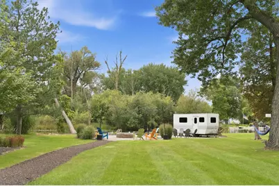 34215  Venice Park Rd, Summit, WI 53018 - Photo 21