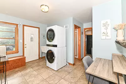 N90W16555  Roosevelt Dr, Menomonee Falls, WI 53051 - Photo 17