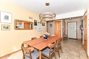 N90W16555 Roosevelt Dr, Menomonee Falls, WI 53051 - Photo 15