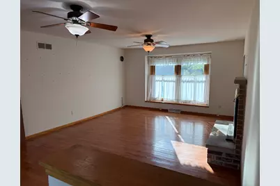 W231S6190  Charles Dr, Waukesha, WI 53189 - Photo 13