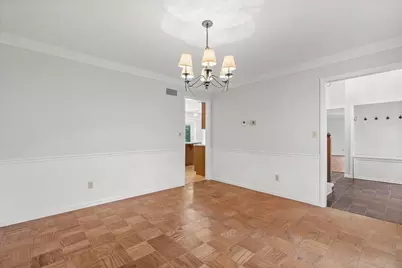 9  Cherrywood Ct, Racine, WI 53402 - Photo 5