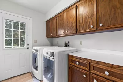 9  Cherrywood Ct, Racine, WI 53402 - Photo 17