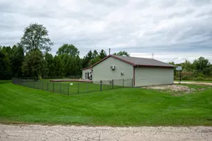 18410 119th St, Bristol, WI 53104 - Photo 35