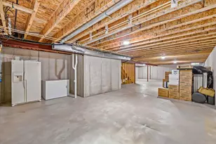 2247 Willow Pond Way, Port Washington, WI 53024 - Photo 51