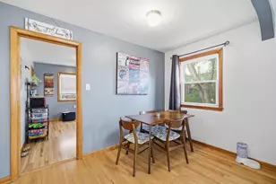 3056 S 93rd St, West Allis, WI 53227 - Photo 5