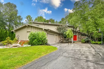 9484 N Fairway Dr, Bayside, WI 53217 - Photo 37
