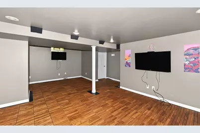 8048 W Herbert Ave, Milwaukee, WI 53218 - Photo 5