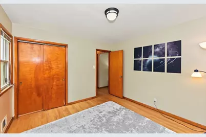 8048 W Herbert Ave, Milwaukee, WI 53218 - Photo 13