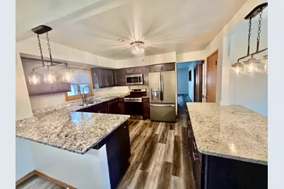 4380 N 143rd St, Brookfield, WI 53005 - Photo 5