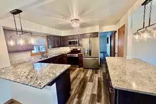4380 N 143rd St, Brookfield, WI 53005 - Photo 5
