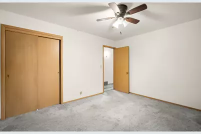 4380 N 143rd St, Brookfield, WI 53005 - Photo 9