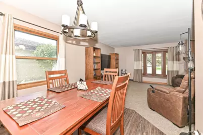 5224 S 23rd St, Milwaukee, WI 53221 - Photo 11