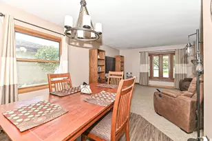 5224 S 23rd St, Milwaukee, WI 53221 - Photo 11