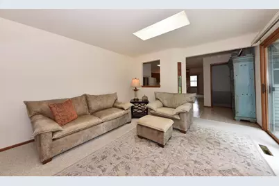 5944 S 35th St, Greenfield, WI 53221 - Photo 19