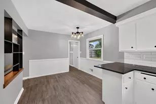 8254 W Daphne St, Milwaukee, WI 53223 - Photo 5