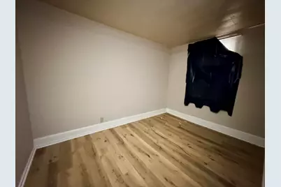 2363 S 9th St #2363A, Milwaukee, WI 53215 - Photo 17