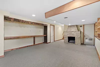 2000  Summit Ave, Waukesha, WI 53188 - Photo 27
