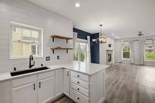 3929 Maple Grove Dr, Madison, WI 53719 - Photo 5