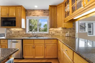 W304N2358 N Westwind Dr, Delafield, WI 53072 - Photo 21