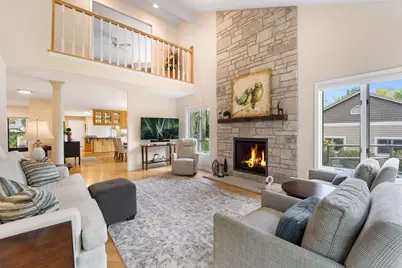 W304N2358 N Westwind Dr #5C, Delafield, WI 53072 - Photo 7