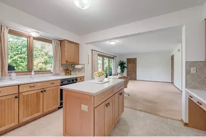 1530 W Zedler Ln, Mequon, WI 53092 - Photo 13