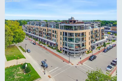 215 E Pleasant St #302, Oconomowoc, WI 53066 - Photo 33